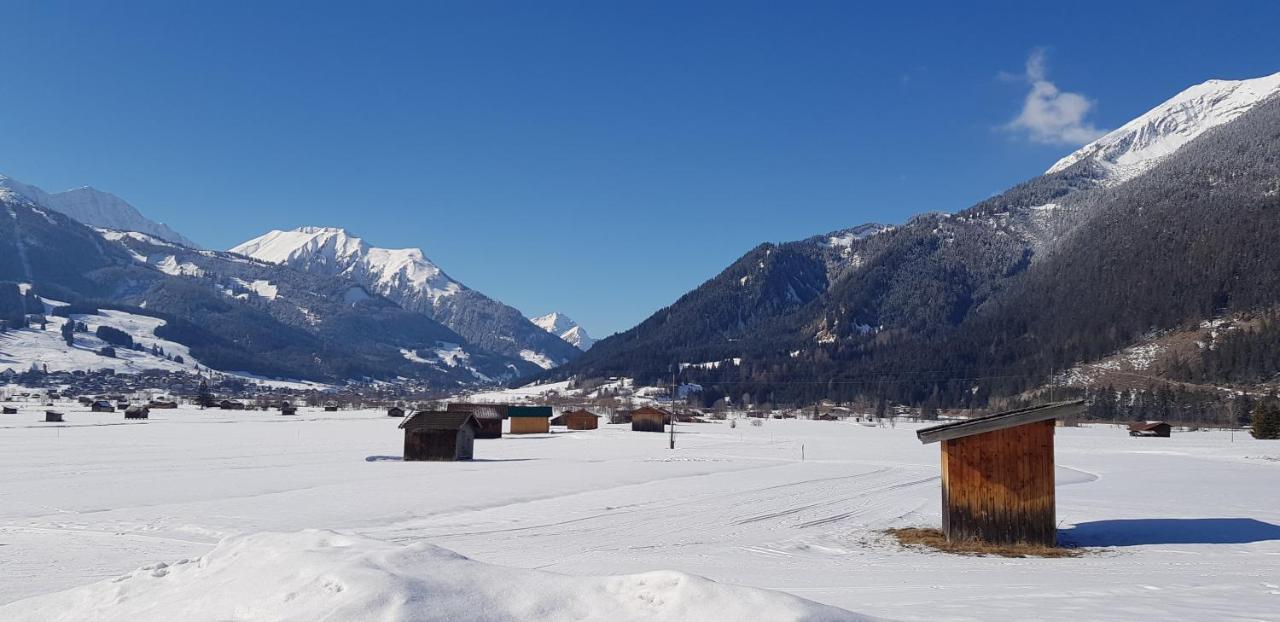 Gaestehaus Schoeneweiss Ehrwald Kültér fotó